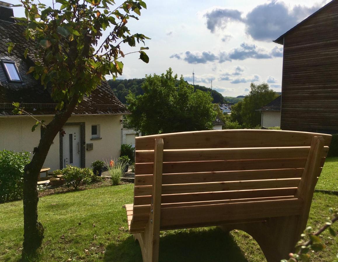 Apartmenthaus Ruhezeit Bad Endbach Exterior foto