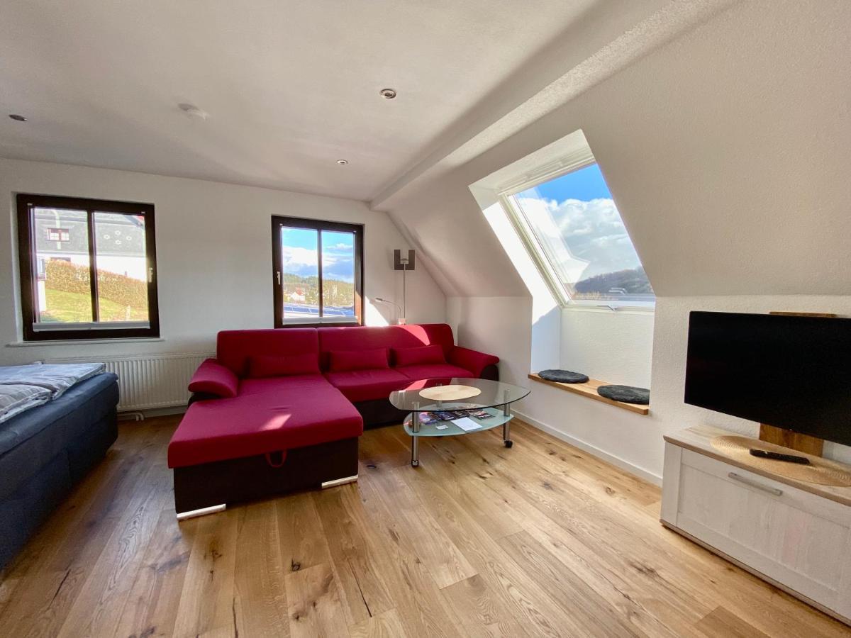 Apartmenthaus Ruhezeit Bad Endbach Exterior foto